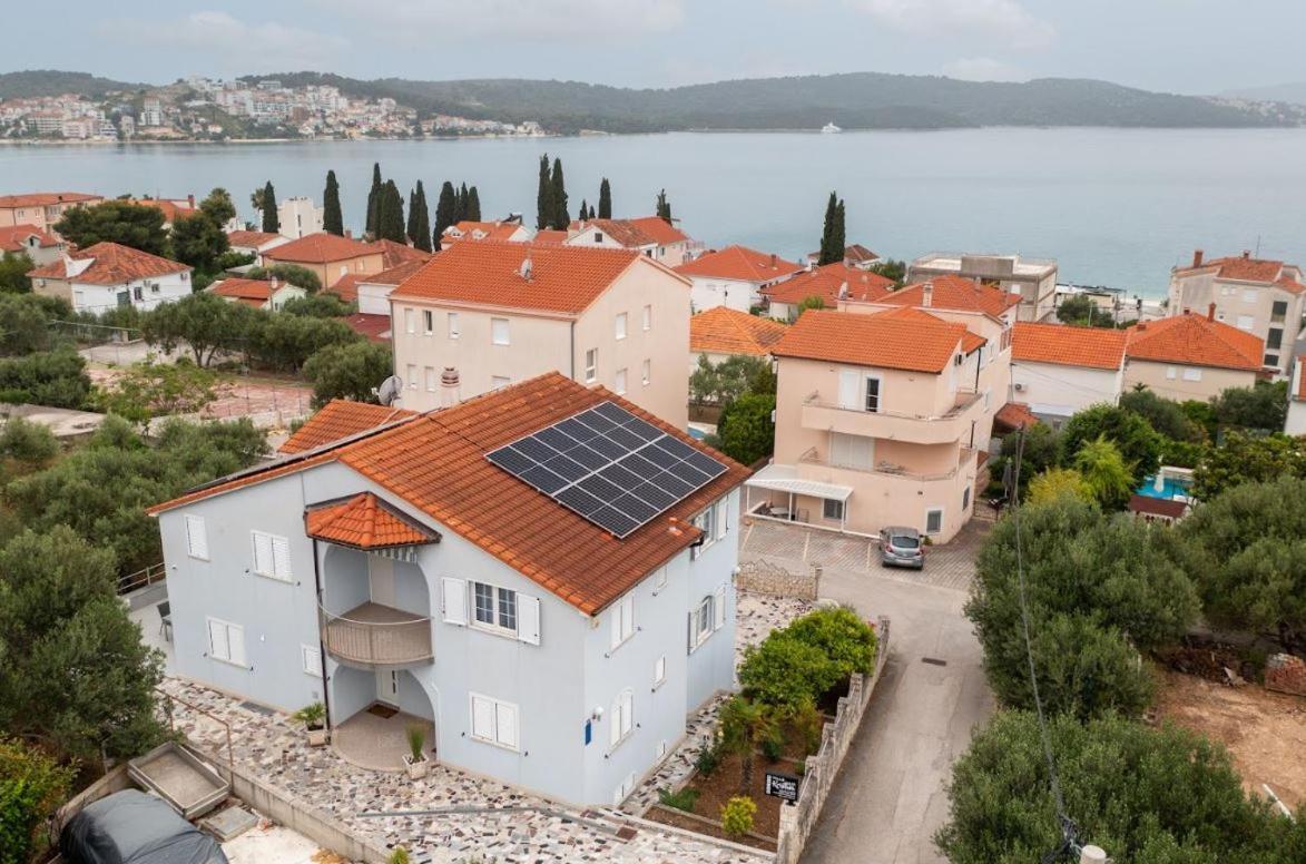 Villa Kristina Trogir Exterior photo